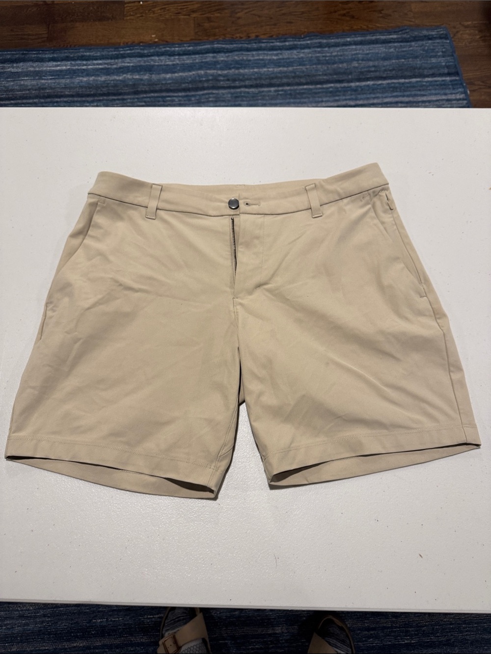 lululemon athletica Men's Khaki Flat-Front Performance Shorts